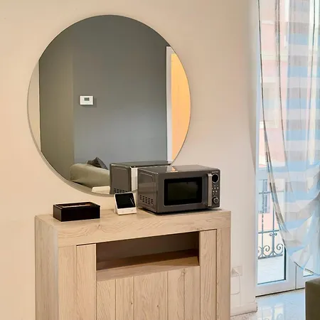 Re Domus Apartment *