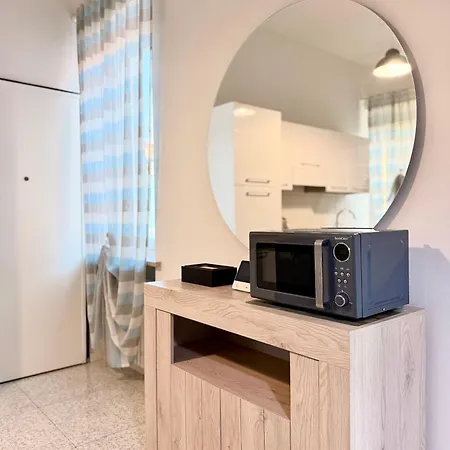 Re Domus Apartment